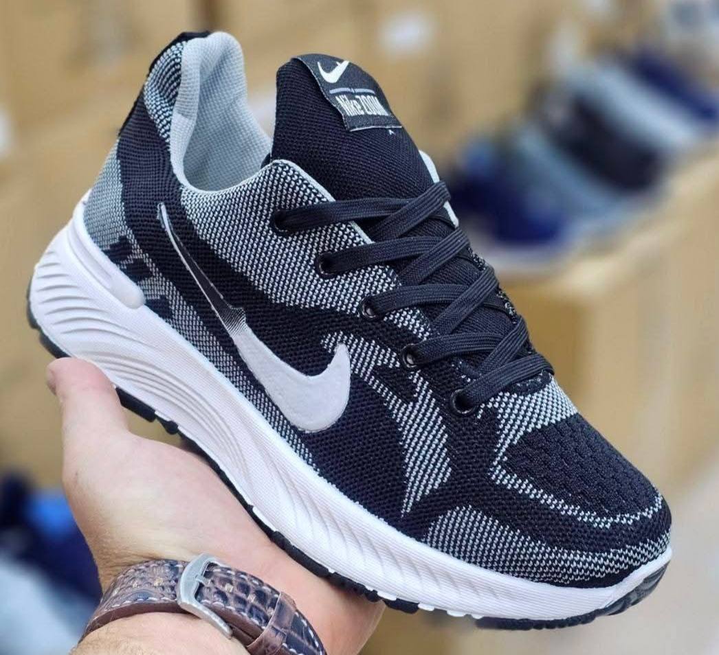 حذاء رياضي صوووولد