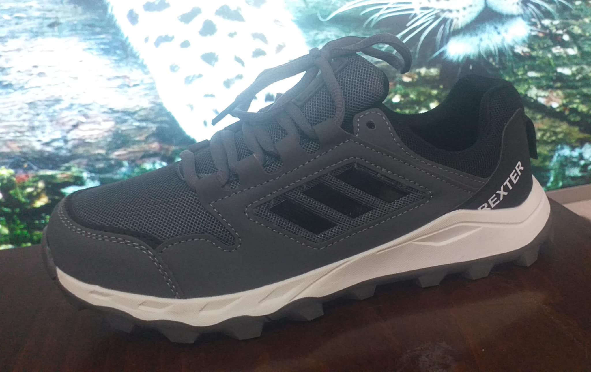 حذاء رياضي صوووولد